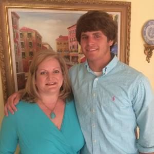 Meet your Posher, Carrie